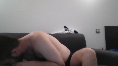 JulieLenny live cam on Cam4