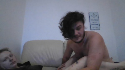 JulieLenny live cam on Cam4