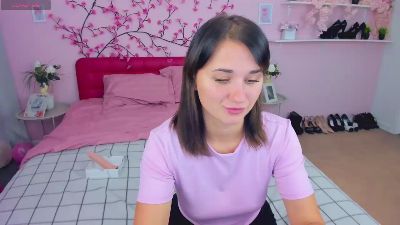 JulieSquare webcam