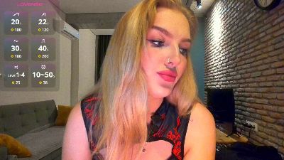 JulietaLane live cam on Cam4