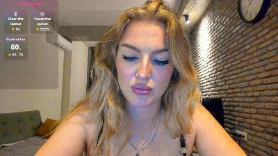 JulietaLane live cam on Cam4