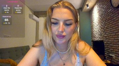 JulietaLane live cam on Cam4