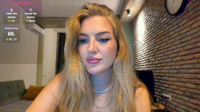 JulietaLane live cam on Cam4