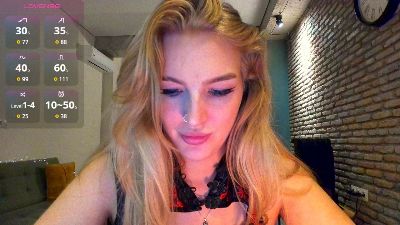 JulietaLane live cam on Cam4
