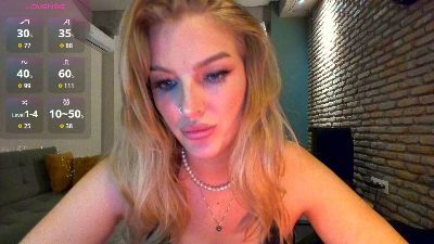 JulietaLane live cam on Cam4