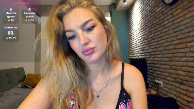 JulietaLane live cam on Cam4