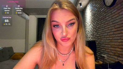 JulietaLane live cam on Cam4