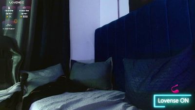 Julieta_wish live cam on Cam4