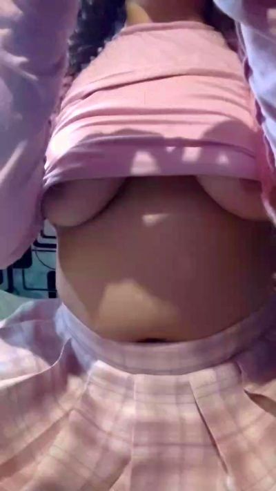 Julietac live cam on Cam4