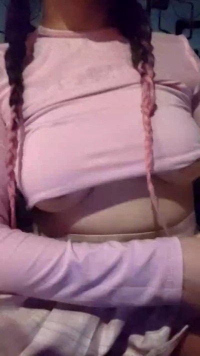 Julietac live cam on Cam4
