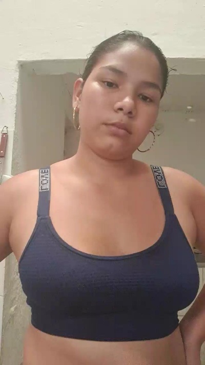 Julieth live cam on Cam4