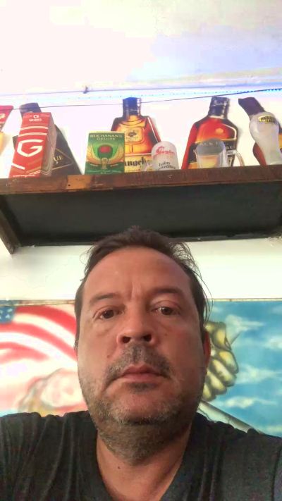 Julio_hot42 live cam on Cam4