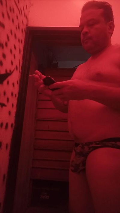 Julio_hot42 live cam on Cam4