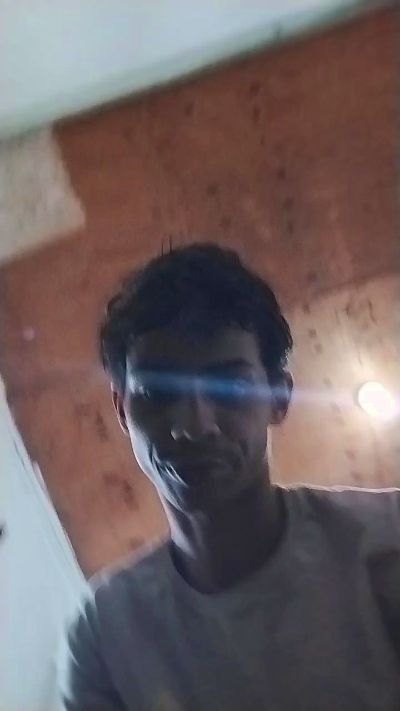 Julioassis live cam on Cam4