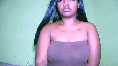 Jully03 live cam on Cam4
