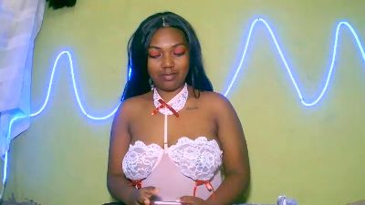 Jully03 live cam on Cam4