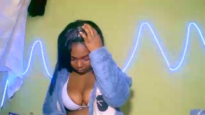 Jully03 live cam on Cam4