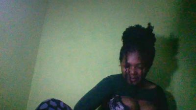 Jully03 live cam on Cam4