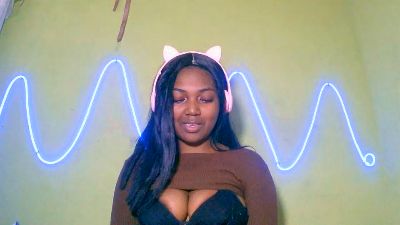 Jully03 live cam on Cam4