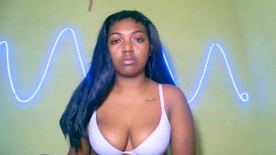 Jully03 live cam on Cam4