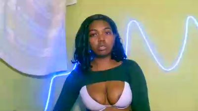 Jully03 live cam on Cam4