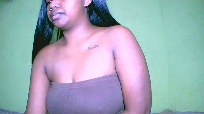 Jully03 live cam on Cam4