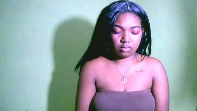 Jully03 live cam on Cam4