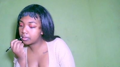Jully03 live cam on Cam4