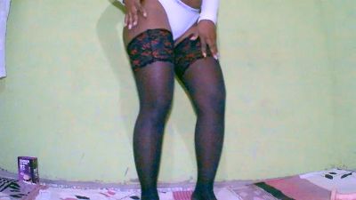 Jully03 live cam on Cam4