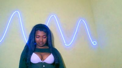 Jully03 live cam on Cam4