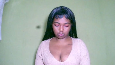 Jully03 live cam on Cam4