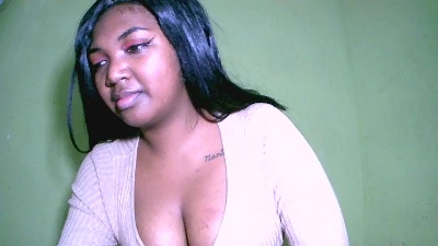 Jully03 live cam on Cam4