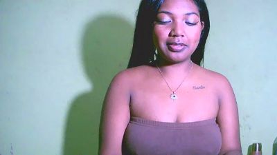 Jully03 live cam on Cam4