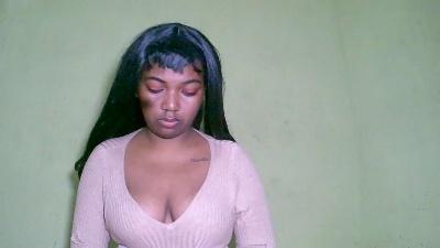 Jully03 live cam on Cam4