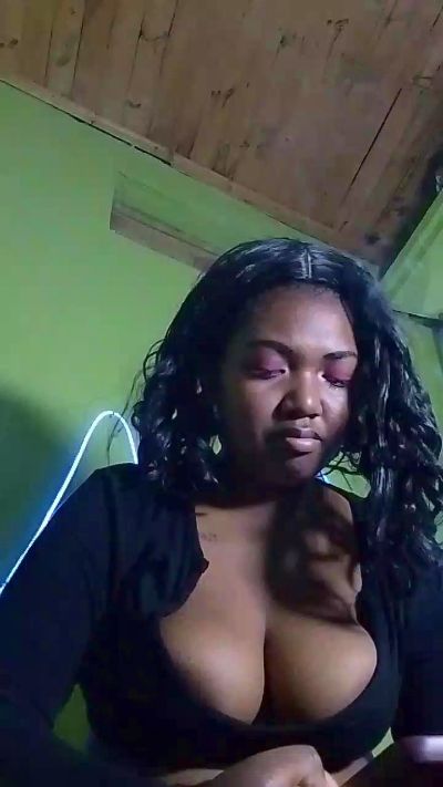 Jully03 live cam on Cam4