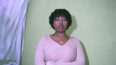 Jully03 live cam on Cam4