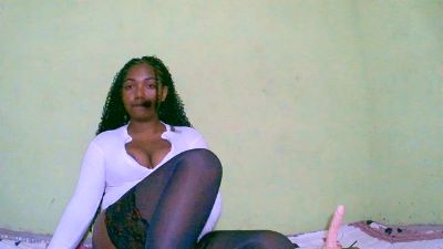 Jully03 live cam on Cam4
