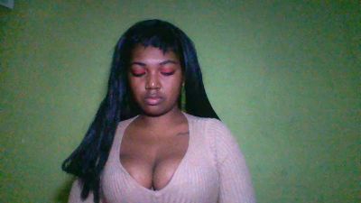 Jully03 live cam on Cam4