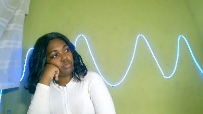 Jully03 live cam on Cam4