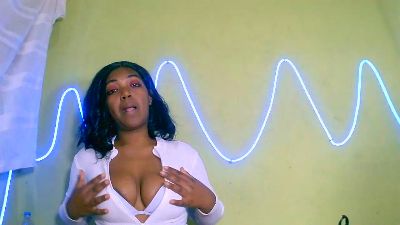 Jully03 live cam on Cam4
