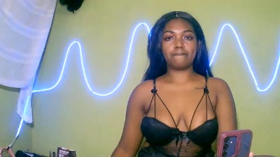 Jully03 live cam on Cam4