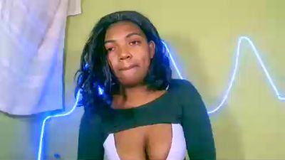 Jully03 live cam on Cam4