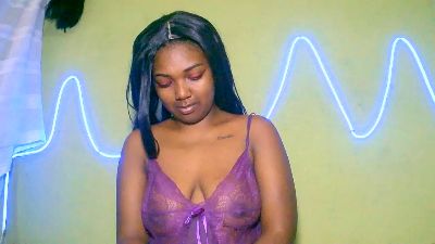 Jully03 live cam on Cam4