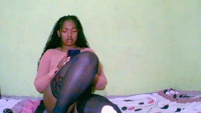 Jully03 live cam on Cam4