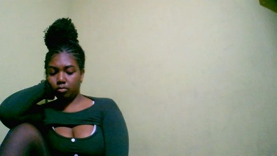 Jully03 live cam on Cam4