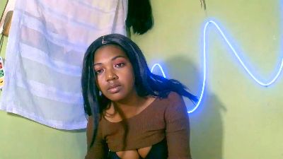 Jully03 live cam on Cam4