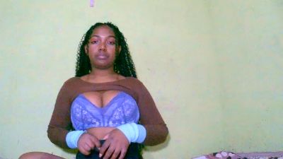 Jully03 live cam on Cam4
