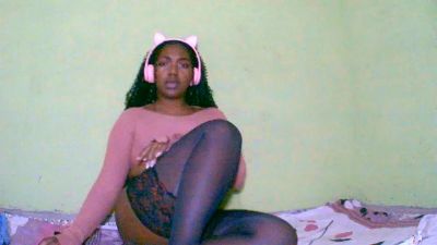 Jully03 live cam on Cam4
