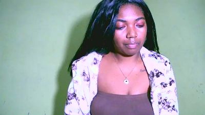 Jully03 live cam on Cam4
