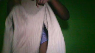Jully03 live cam on Cam4